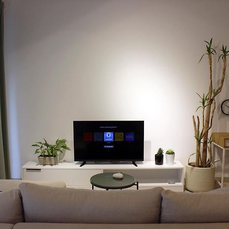 Collective Urban Villa In Тирана Екстериор снимка